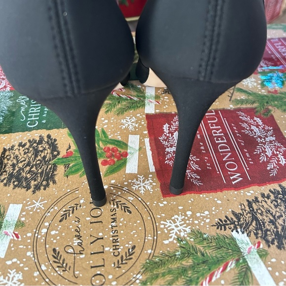 Good American Pointed Toe Over the Knee Boots - Picture 4 of 9